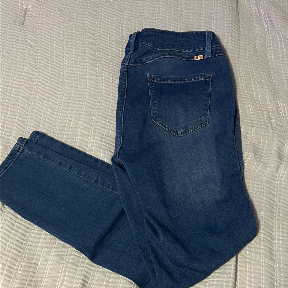 Women's Blue Jeans 1822 size 10